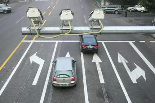 專業道路劃線與停車場服務 南京標龍交通工程的卓越品質